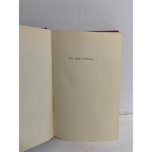 The Little Princesses by Marion Crawford- First Edition 1950 Queen Elizabeth - Picture 5 of 9